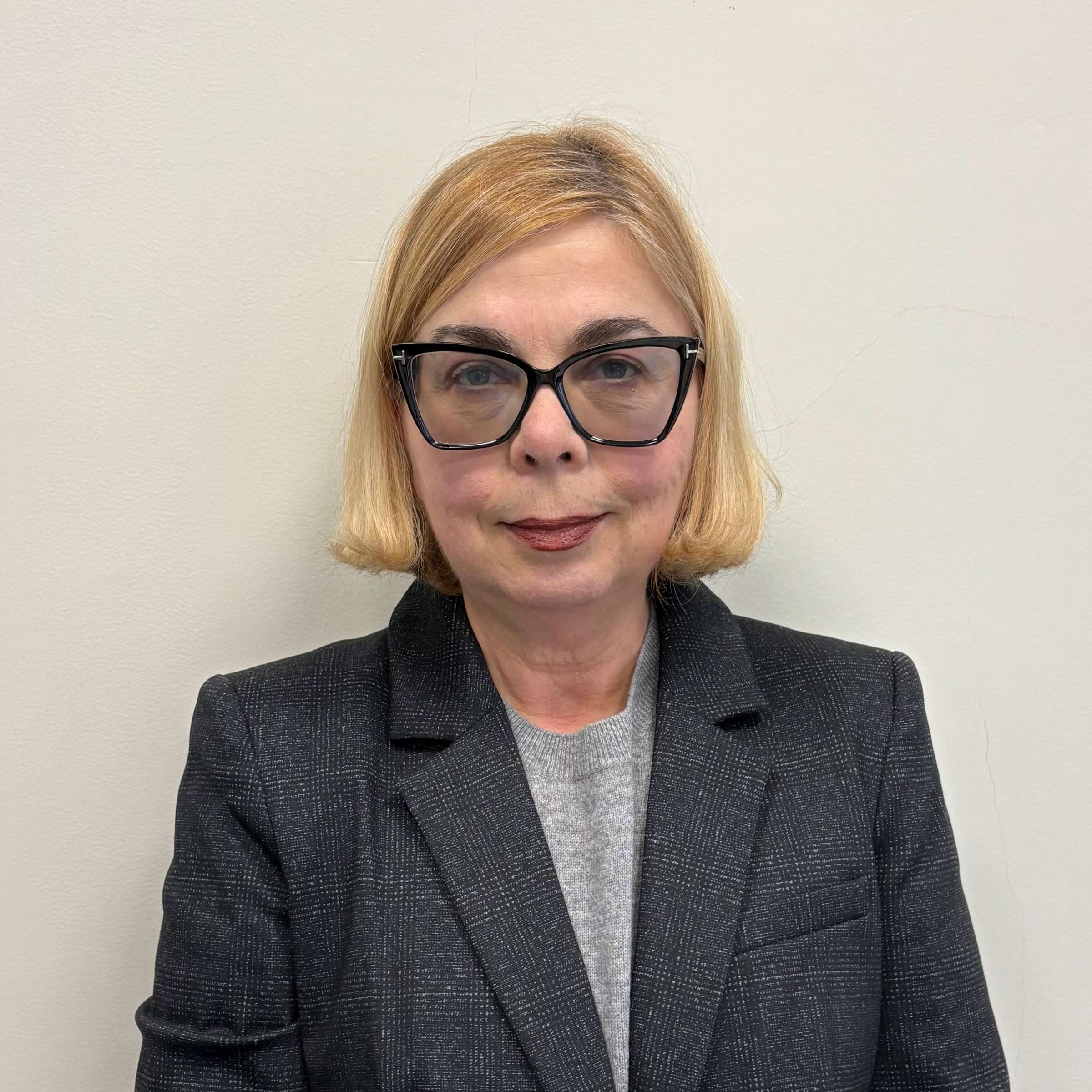 Dr. Suzanne Mallouk